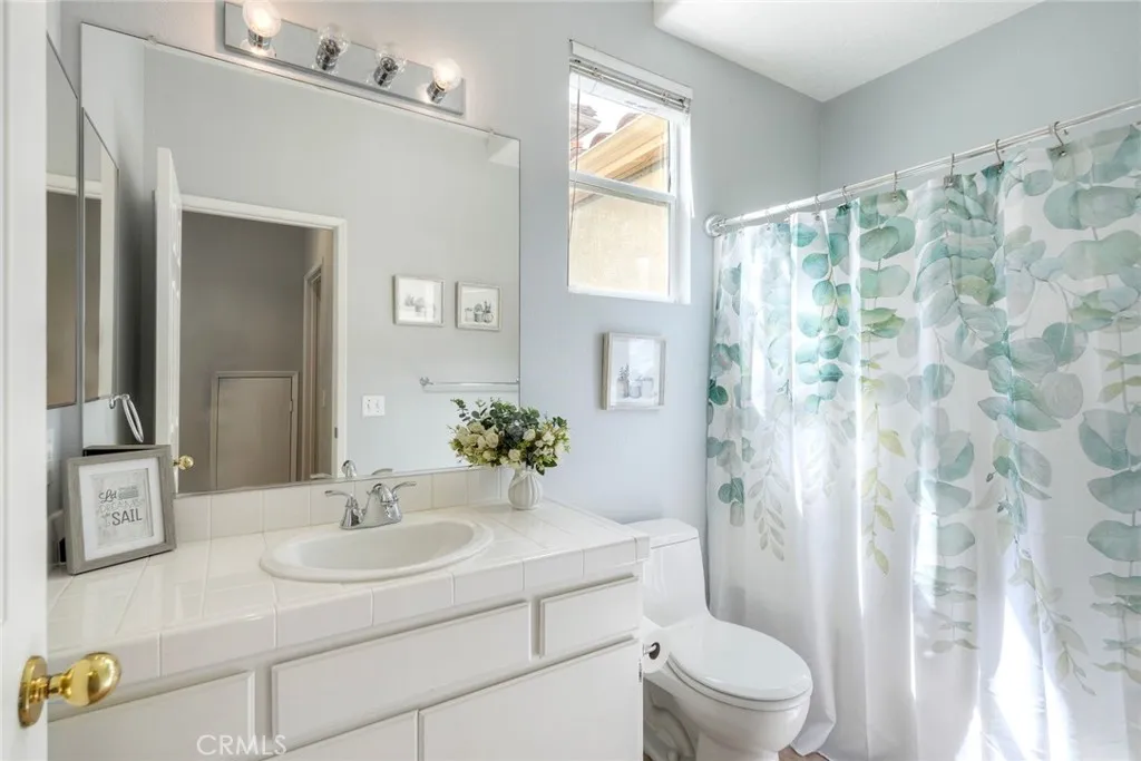 https://cdn.realtyfeed.com/cdn/127/306713852/252bd29f2465a139fa6df2019fcd08c3.webp