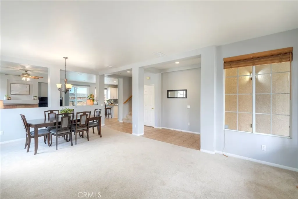 https://cdn.realtyfeed.com/cdn/127/306713852/c7930b8d5126f4732f4bb2f67301b18d.webp