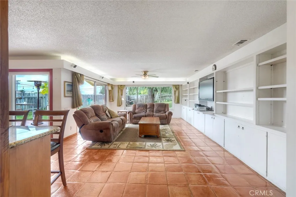 https://cdn.realtyfeed.com/cdn/127/306713857/24553aef5ff23329eb0cae2b0bdc1507.webp
