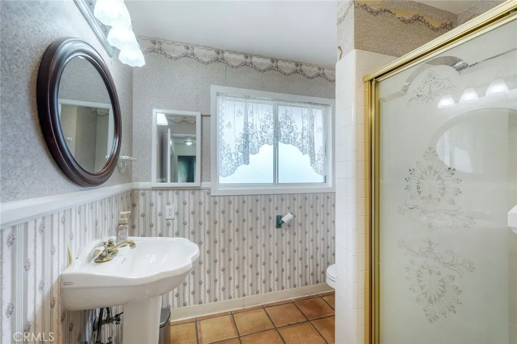 https://cdn.realtyfeed.com/cdn/127/306713857/79390ea90e2ccb479cf4b81b848beadc.webp