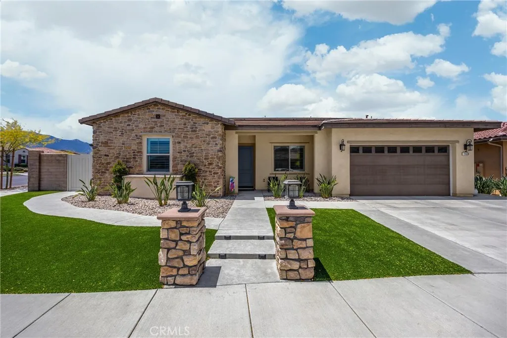Corona, CA 92883