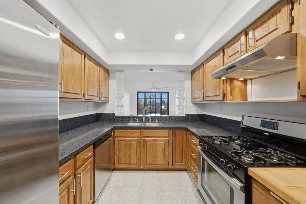 https://cdn.realtyfeed.com/cdn/127/306713874/5d9e710fbec0ddc8a9b2de268ecc257b.webp