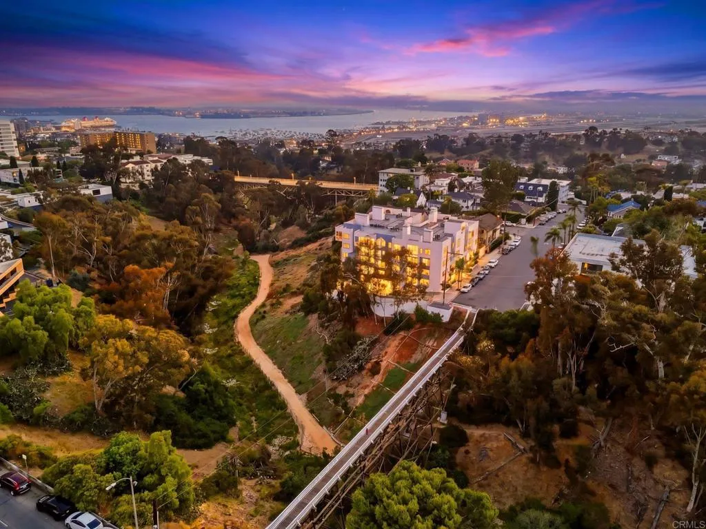 https://cdn.realtyfeed.com/cdn/127/306713874/febc83077c071ee6cf459d51983c02db.webp