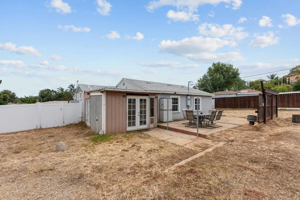https://cdn.realtyfeed.com/cdn/127/306713903/3266e0098c7342b193728bc023029f2f.webp