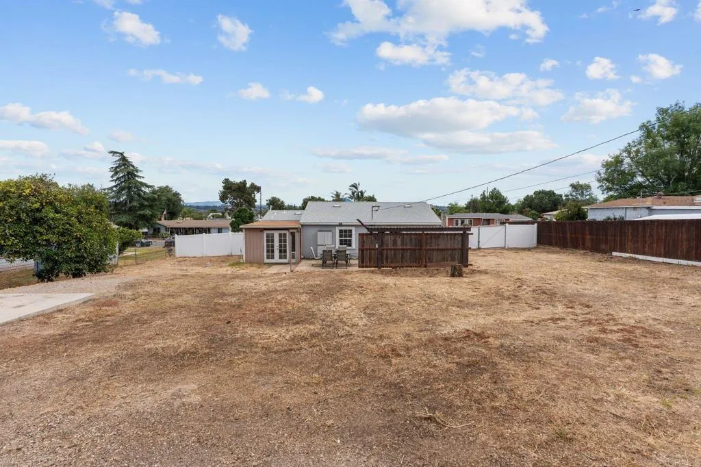 https://cdn.realtyfeed.com/cdn/127/306713903/582a3af3e0d377bc829df67da4eb5030.webp