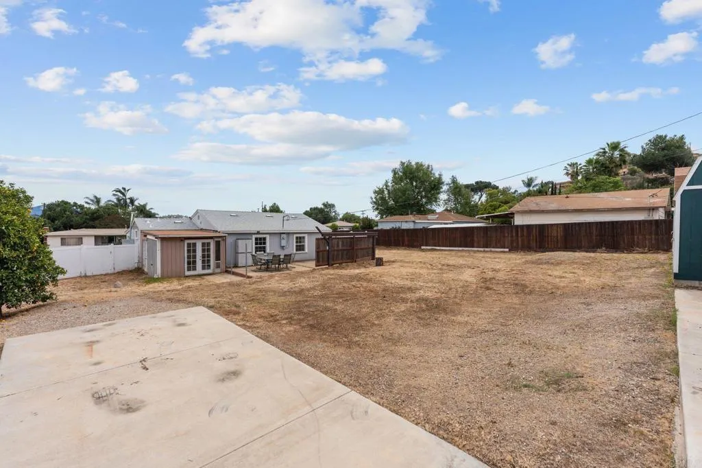 https://cdn.realtyfeed.com/cdn/127/306713903/701cd3db645bec9141761dc9a9c10f42.webp