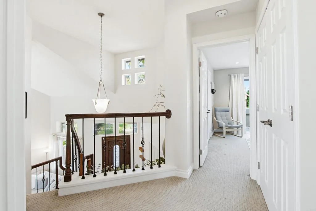 https://cdn.realtyfeed.com/cdn/127/306713932/4bba53dcd3d95bd2c4d8a5851a79cd45.webp