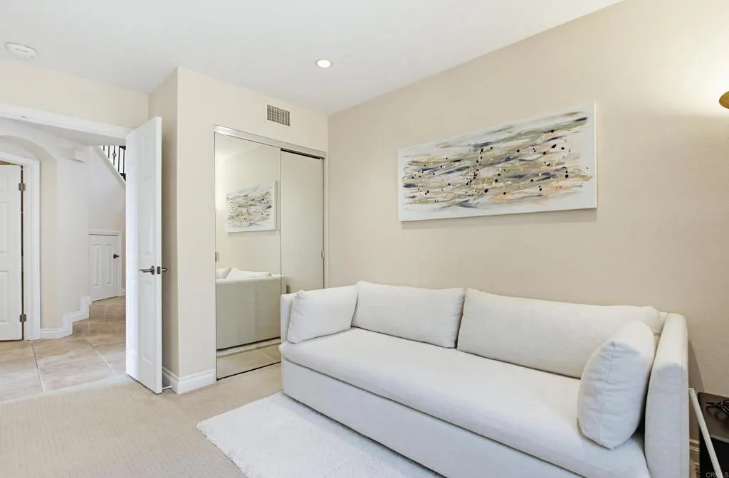 https://cdn.realtyfeed.com/cdn/127/306713932/ad4327afc3300e8f80f16a9d943d0ddf.webp