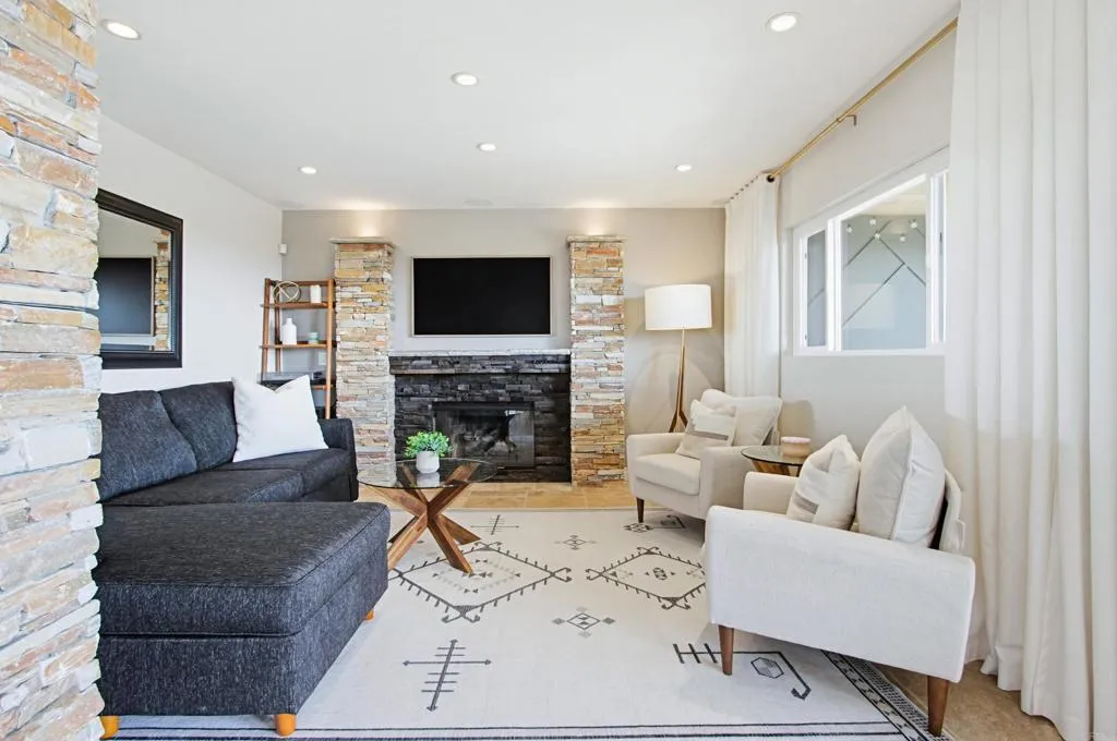 https://cdn.realtyfeed.com/cdn/127/306713932/c7ca990f58a1a8fc1361531d6d4c95f7.webp
