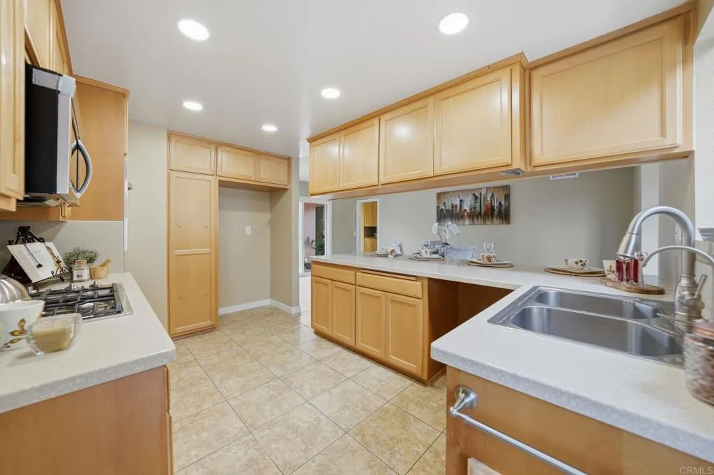 https://cdn.realtyfeed.com/cdn/127/306713933/25b926edeed988ba74b5855574e592d5.webp