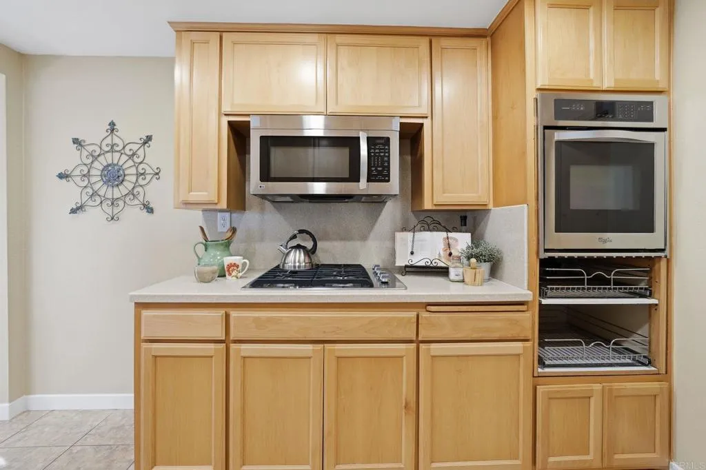 https://cdn.realtyfeed.com/cdn/127/306713933/375054e36fb8dc0ef074fb00be83dde3.webp