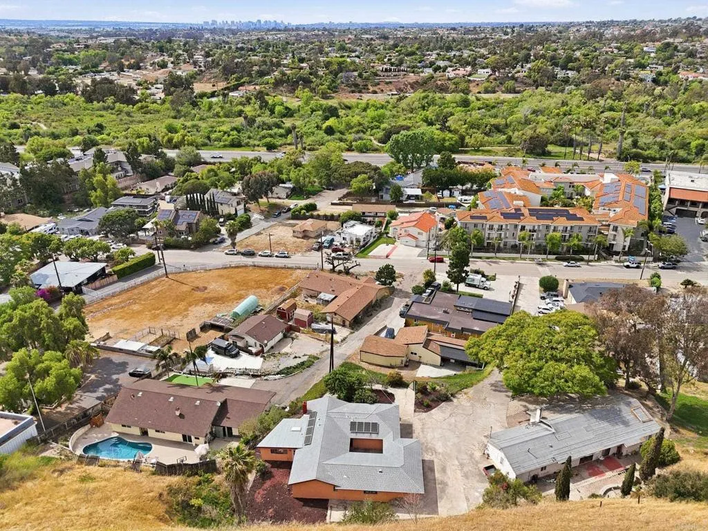 https://cdn.realtyfeed.com/cdn/127/306713933/39371ebadd49a117d9e61405e3cb44a2.webp