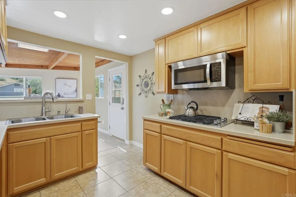 https://cdn.realtyfeed.com/cdn/127/306713933/3943120a42d5cca6ed97202a2bd292ec.webp