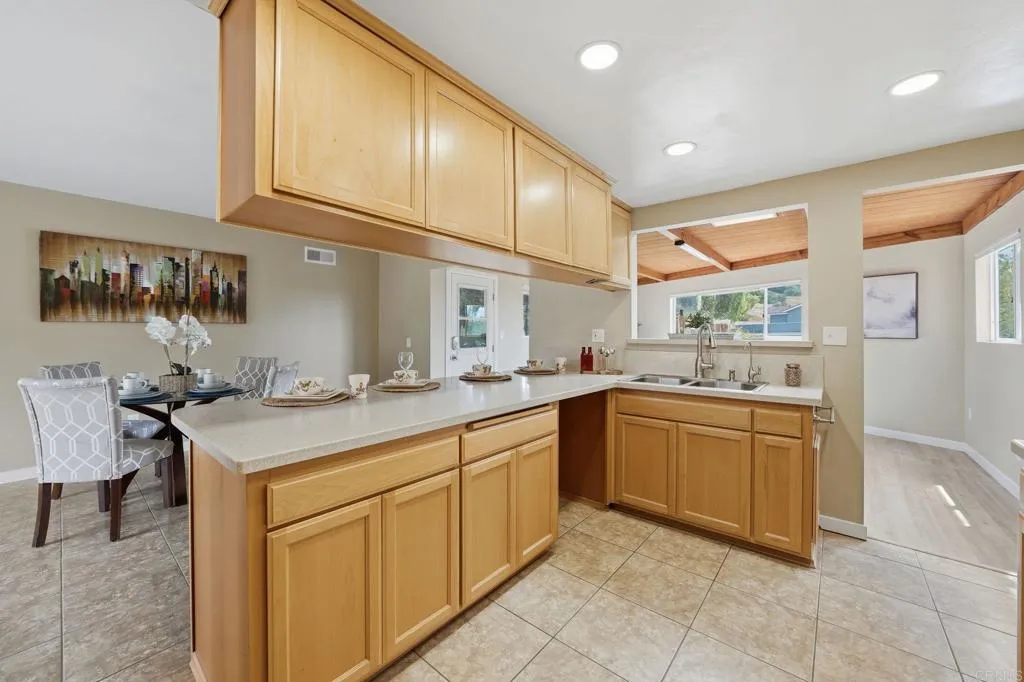 https://cdn.realtyfeed.com/cdn/127/306713933/b2151c6652ca539df2b19ec2e0d1f485.webp