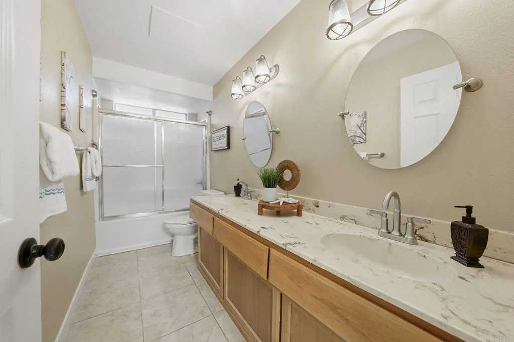 https://cdn.realtyfeed.com/cdn/127/306713933/d55293caad38a4855348ed16332cefe9.webp