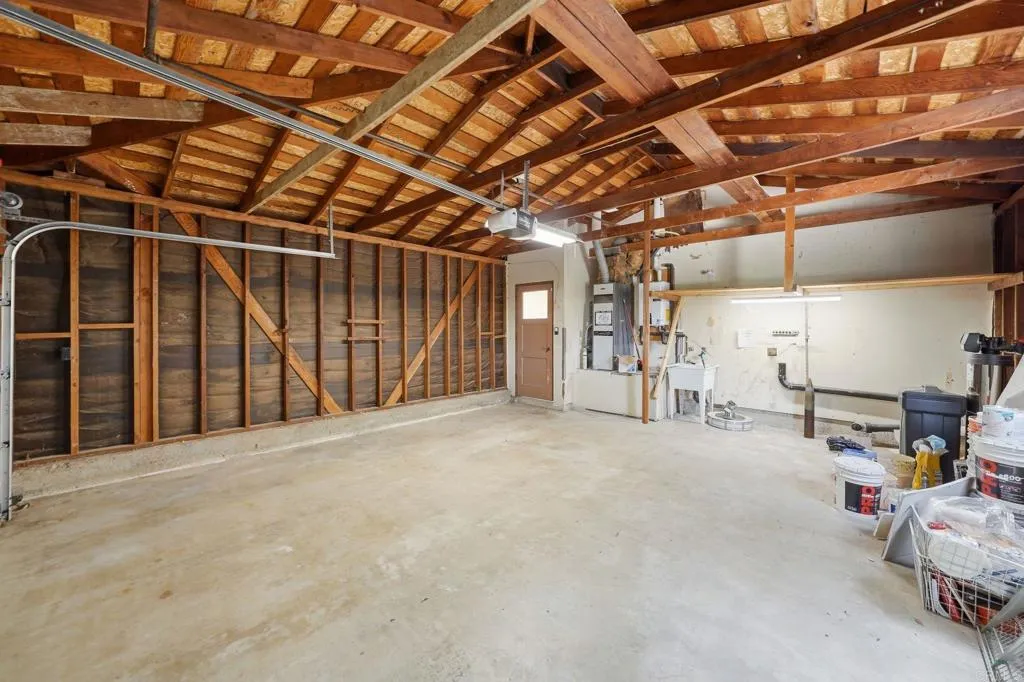https://cdn.realtyfeed.com/cdn/127/306713933/e0d2083d2109149f0f409b8eb0e07fdb.webp