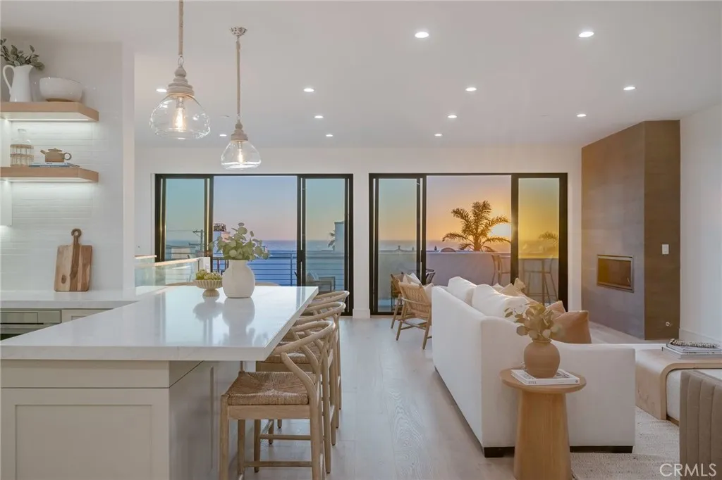 Manhattan Beach, CA 90266