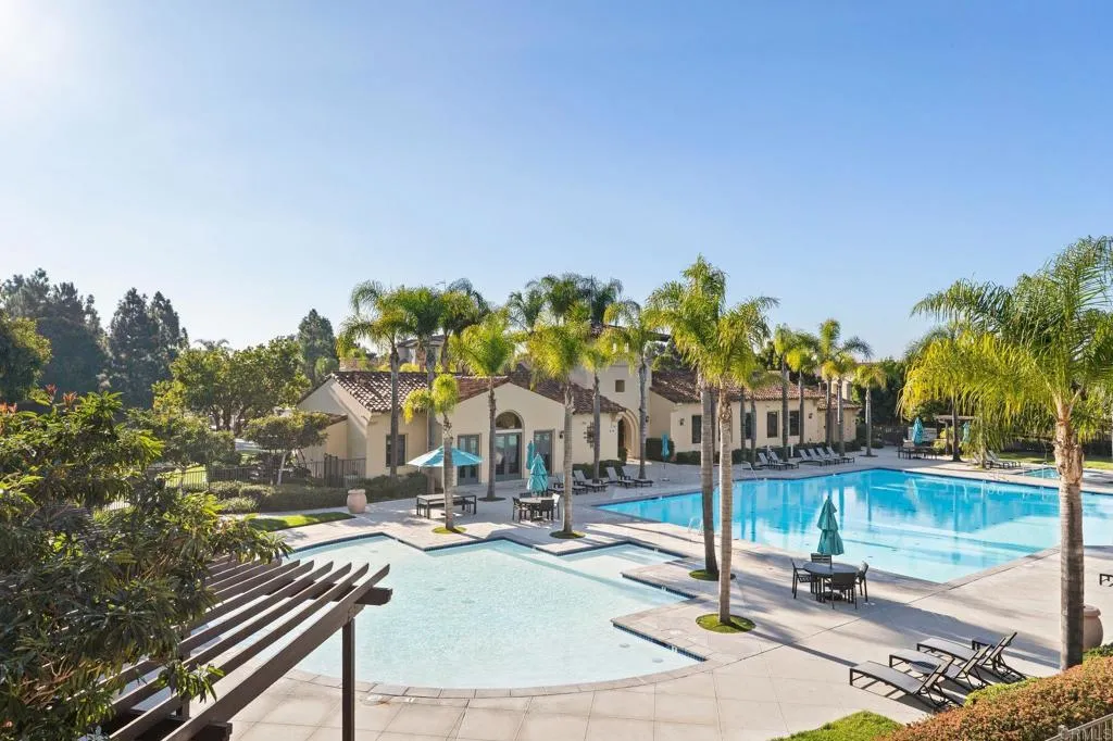 https://cdn.realtyfeed.com/cdn/127/306713976/5bd5a20b9202359758c390bb3499cc8f.webp