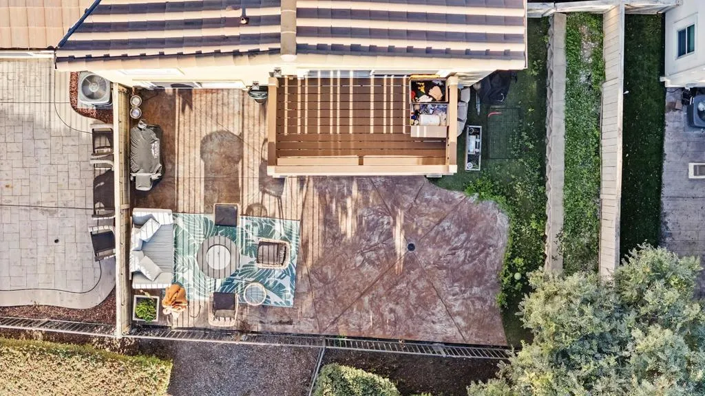https://cdn.realtyfeed.com/cdn/127/306713976/6f1521cab73fae69250a16866dc1e337.webp