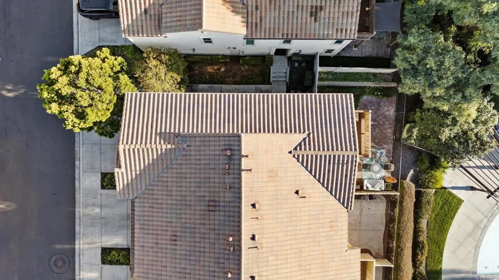 https://cdn.realtyfeed.com/cdn/127/306713976/df7ffad918bca20ef76886448894dcbd.webp