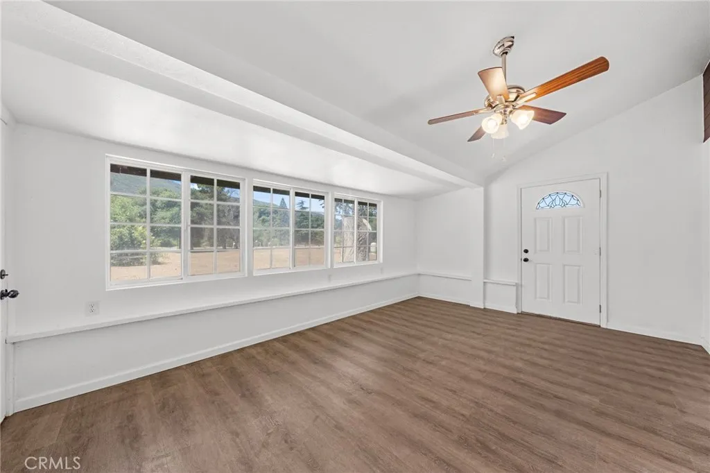https://cdn.realtyfeed.com/cdn/127/306713989/4bc1d24fe61a509a69b41ac02165be61.webp