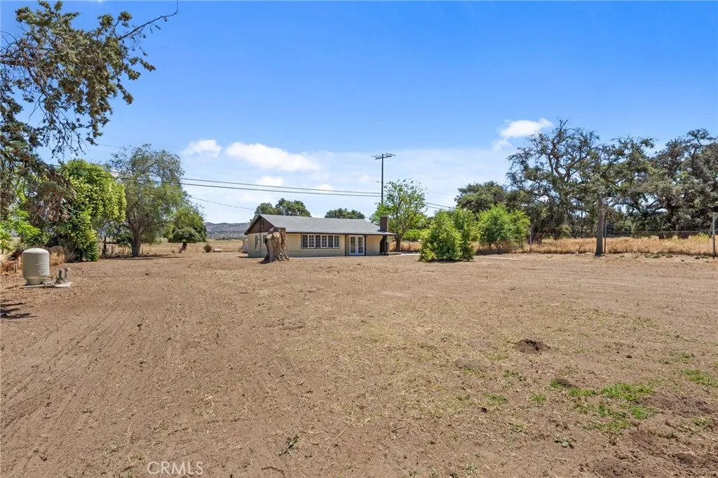 https://cdn.realtyfeed.com/cdn/127/306713989/dd3c1600999f884d2c9cf11182acd018.webp