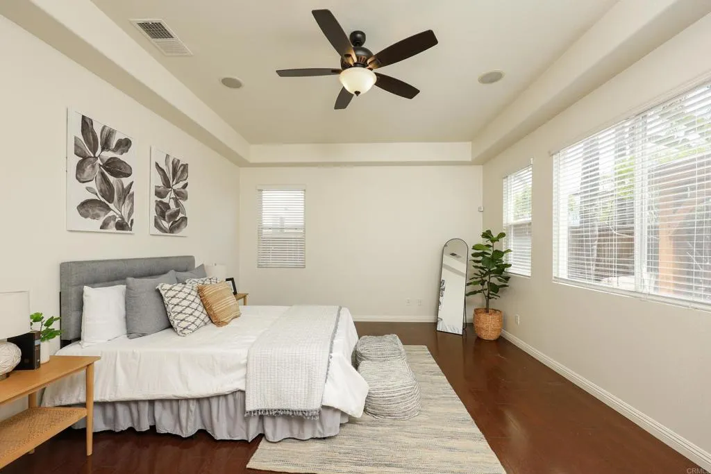 https://cdn.realtyfeed.com/cdn/127/306713990/27d693d1c7358f109f3bddf639fd7fa2.webp