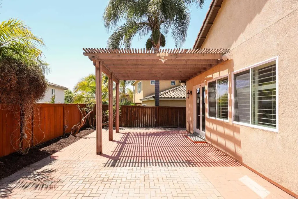 https://cdn.realtyfeed.com/cdn/127/306713990/30f459b3aa7a91e5eb0d7b6298be85ae.webp
