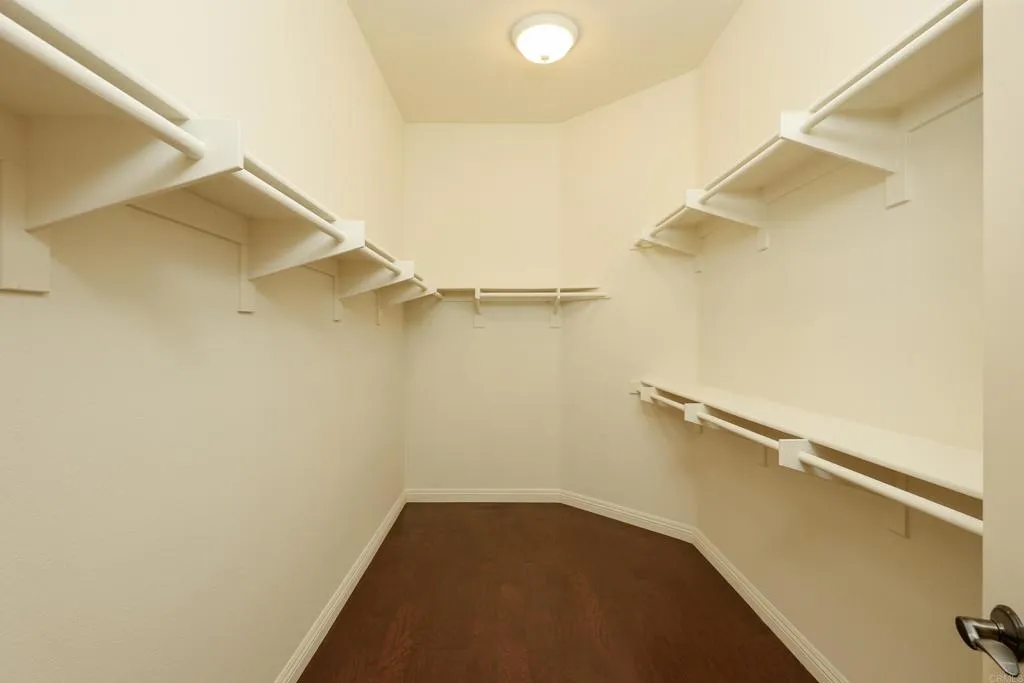 https://cdn.realtyfeed.com/cdn/127/306713990/4269bcc8fa7959f2dde741c6d70a7761.webp