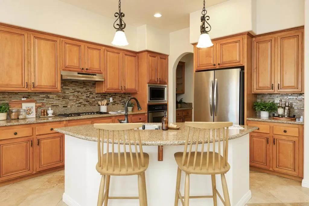 https://cdn.realtyfeed.com/cdn/127/306713990/45e9e45515b5a459e90c8f869f70591c.webp