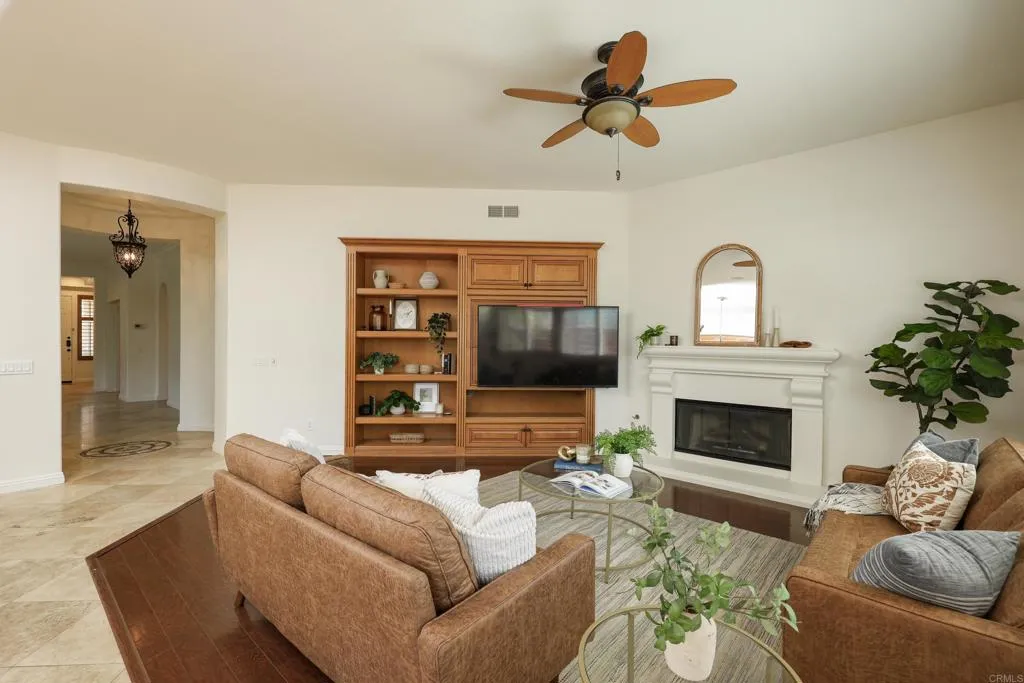 https://cdn.realtyfeed.com/cdn/127/306713990/66fac9afe70fd771ce6a47405c335042.webp