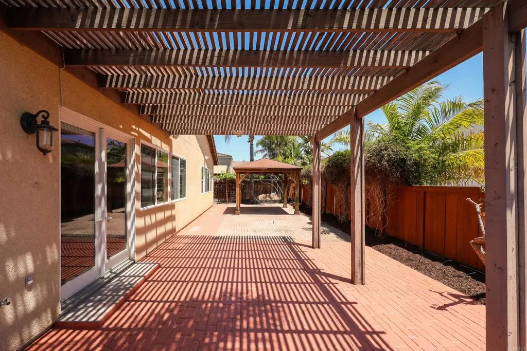 https://cdn.realtyfeed.com/cdn/127/306713990/6848b35e66f62f9b64909ea0c1af2775.webp