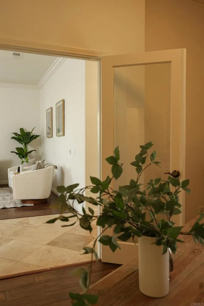 https://cdn.realtyfeed.com/cdn/127/306713990/86f7f041f2387f199059f5dece1b059f.webp