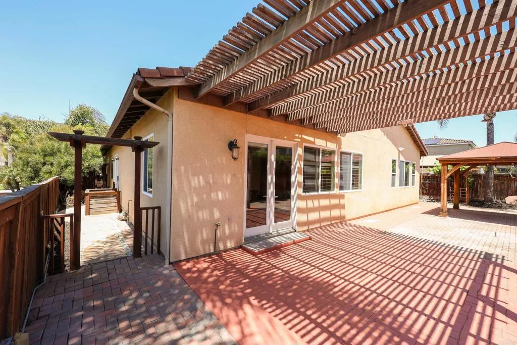 https://cdn.realtyfeed.com/cdn/127/306713990/8a00dffceb3560225d036ed72eee4d23.webp