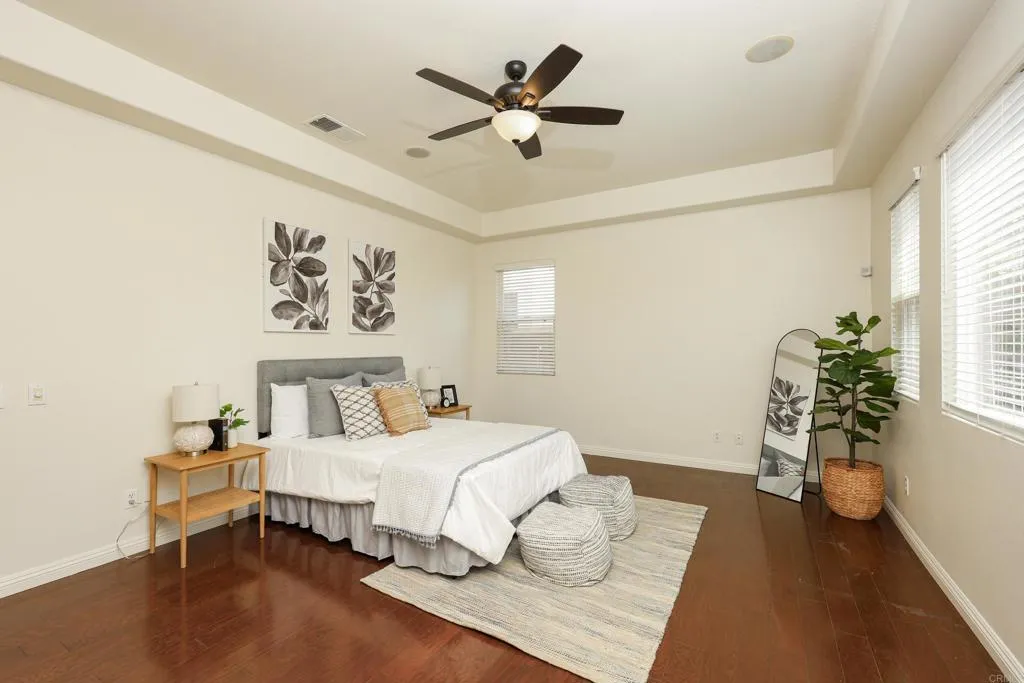 https://cdn.realtyfeed.com/cdn/127/306713990/90f306f5a9335feca3663cd3e295b9e7.webp