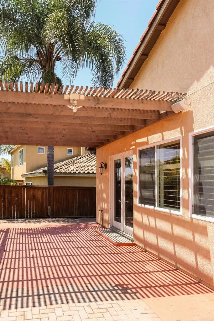 https://cdn.realtyfeed.com/cdn/127/306713990/ccc50fff9deef4f17e362b938362cdd0.webp