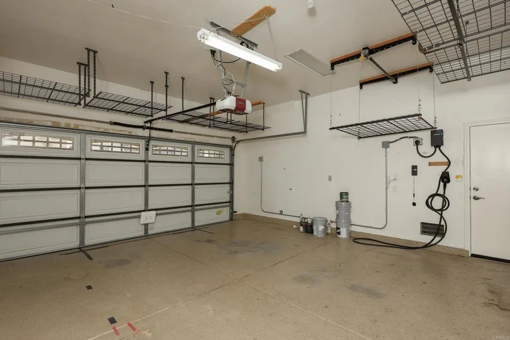 https://cdn.realtyfeed.com/cdn/127/306713990/f6a2e07ea68af0a8d2a268b3e5eff676.webp