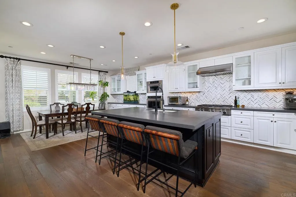 https://cdn.realtyfeed.com/cdn/127/306714051/3588e0c40f209b520dcc07ea18d25f44.webp