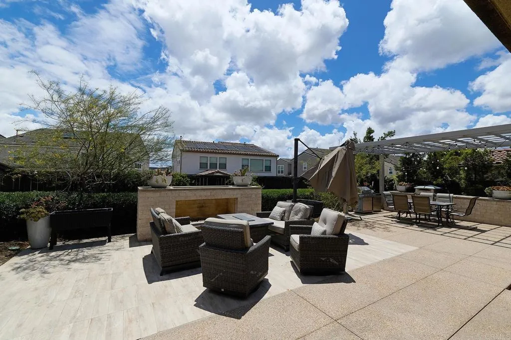 https://cdn.realtyfeed.com/cdn/127/306714051/7f5d76d7142f986de151280a722efaaa.webp