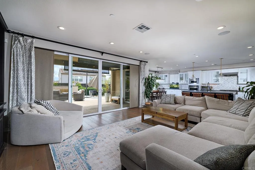 https://cdn.realtyfeed.com/cdn/127/306714051/8b5151fabbf47ca4cabfd3b4463a962b.webp