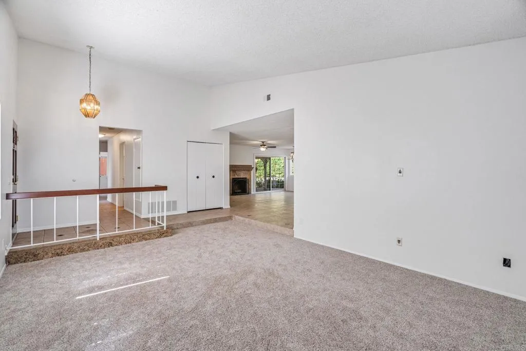 https://cdn.realtyfeed.com/cdn/127/306714052/01883443cd7bd33038e441f964a56fe0.webp