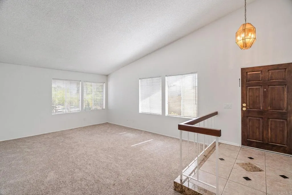 https://cdn.realtyfeed.com/cdn/127/306714052/48a2ed339144d2b31afed31315656c6e.webp