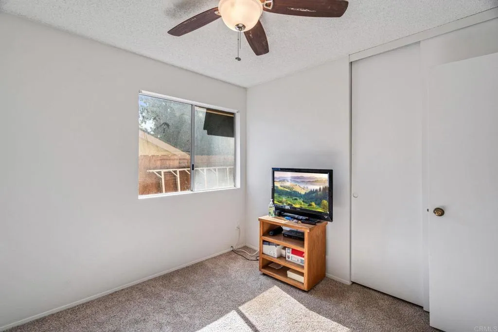 https://cdn.realtyfeed.com/cdn/127/306714052/695cc5a8bc6d46bb3143e47a02eeaefa.webp
