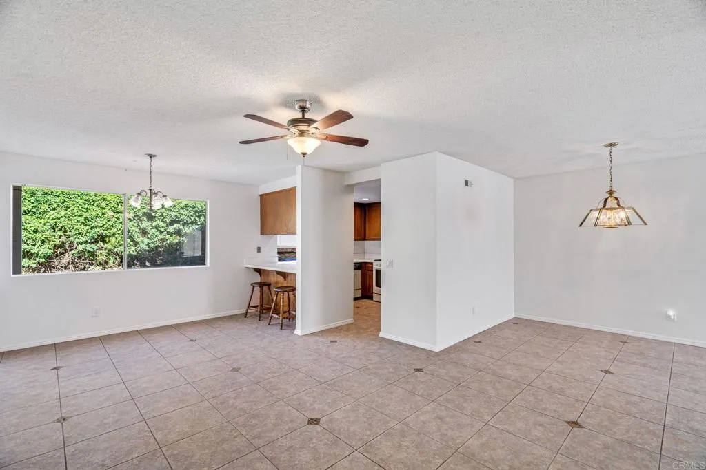 https://cdn.realtyfeed.com/cdn/127/306714052/a491a3abbdb48081027b7acd5b60791a.webp