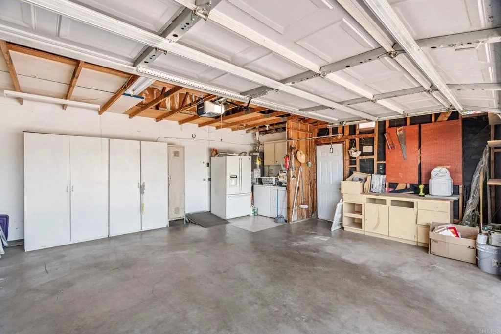 https://cdn.realtyfeed.com/cdn/127/306714052/b1877ddf7ede98a1f9fc91291ffa90a2.webp
