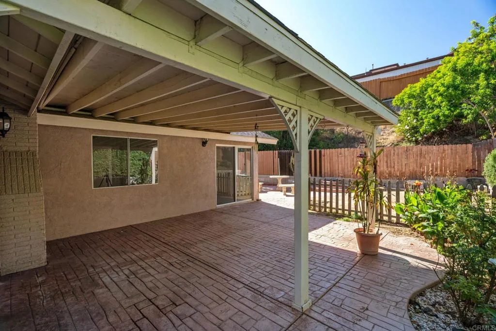 https://cdn.realtyfeed.com/cdn/127/306714052/b71f3f6192499a0957297ac221cd4427.webp