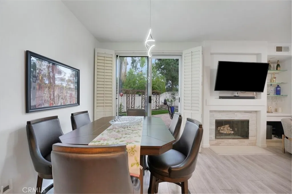 https://cdn.realtyfeed.com/cdn/127/306714077/1aef9b969fa4215ca9e6a15a3538fc04.webp