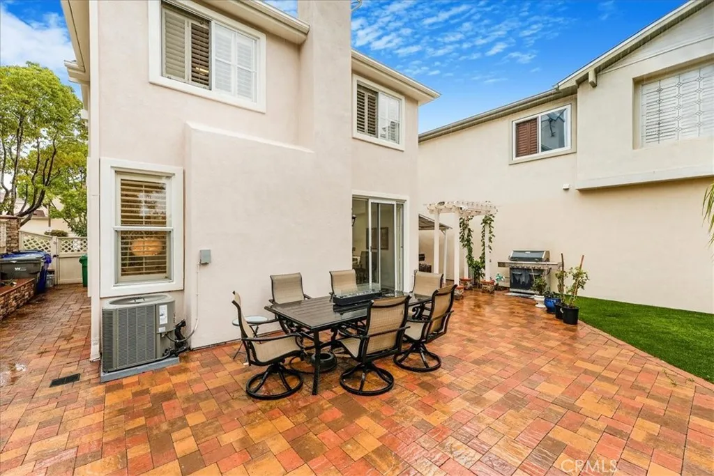 https://cdn.realtyfeed.com/cdn/127/306714077/39a9ed0e52d202fae63a1682b24781c1.webp