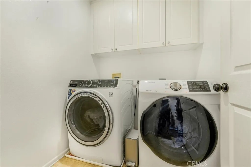 https://cdn.realtyfeed.com/cdn/127/306714077/3eb8f5f9d91fd4995d3d10c3d4b4ebe0.webp