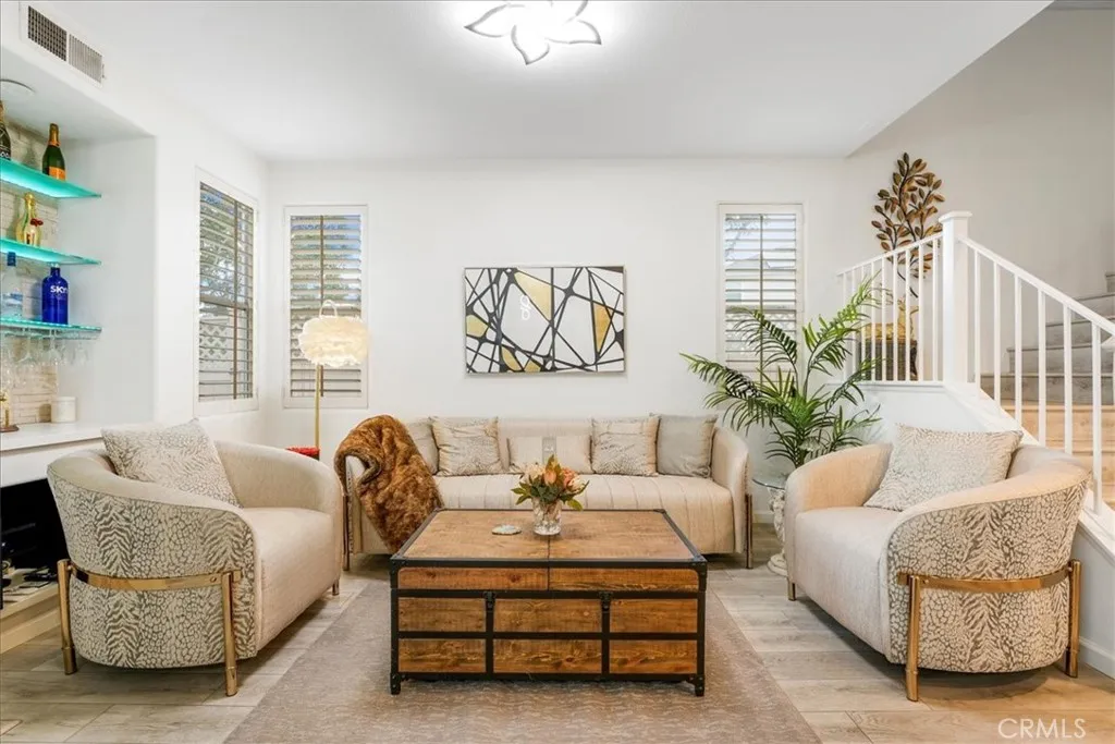 https://cdn.realtyfeed.com/cdn/127/306714077/ee71dd5b04298198b05104e16513c3a4.webp
